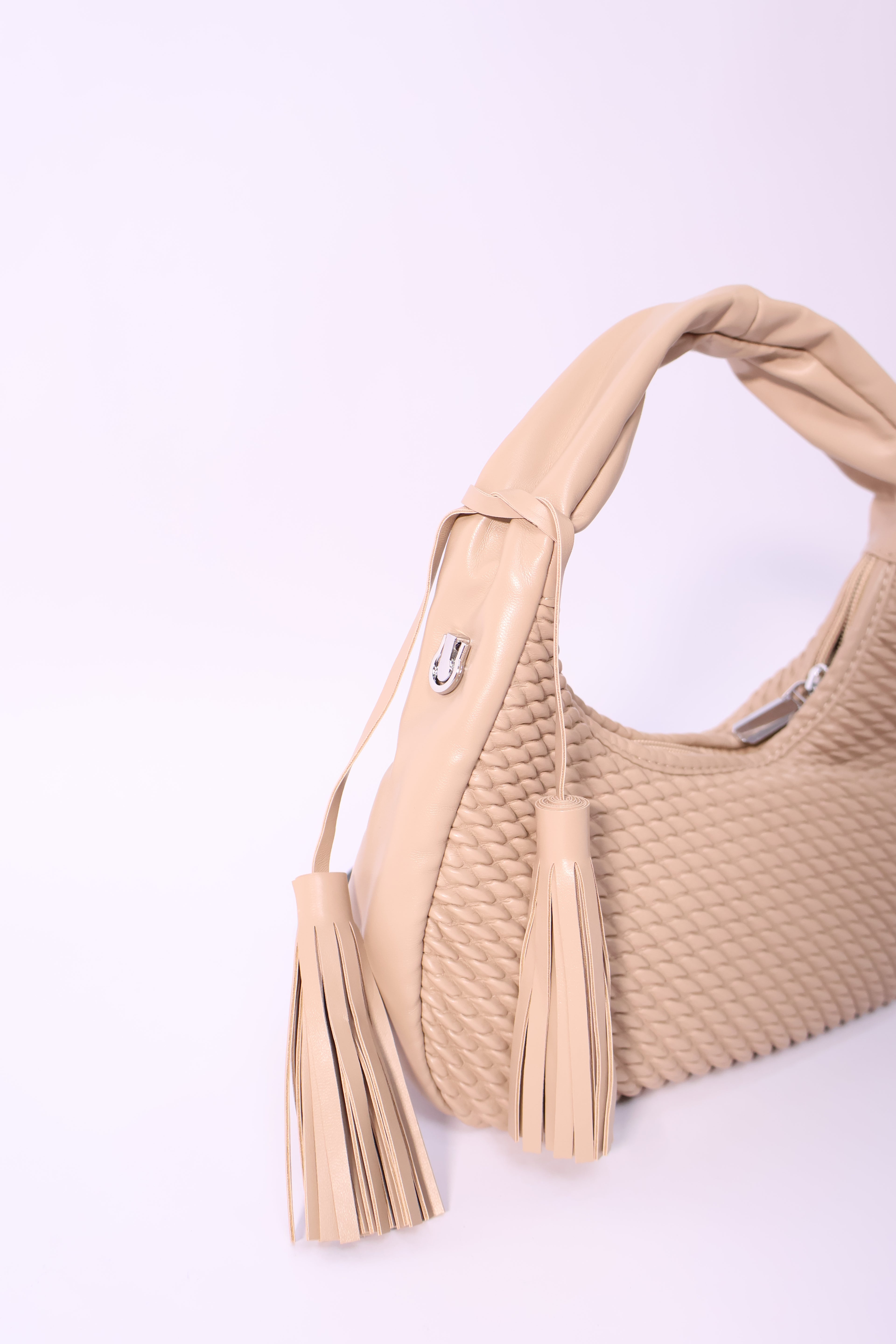 Bolso Hobo Trenzado Soft
